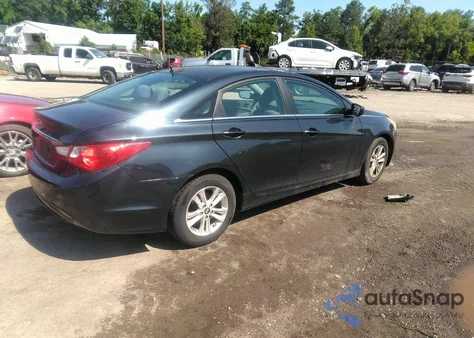 2013 Hyundai Sonata Gls z USA, uszkodzony, nr VIN 5NPEB4AC2DH648531